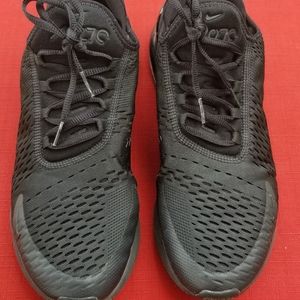 Nike 1993 Air Max 270